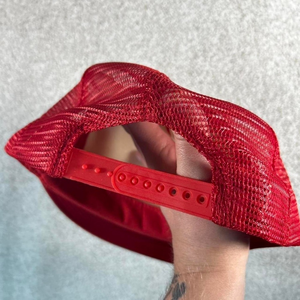 Vintage 80s red HVAC mesh trucker SnapBack hat cap - Picture 3 of 4